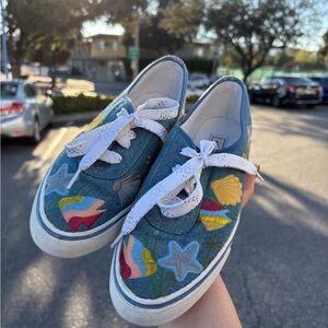 Sebastino Pisces Embroidered Sneaker